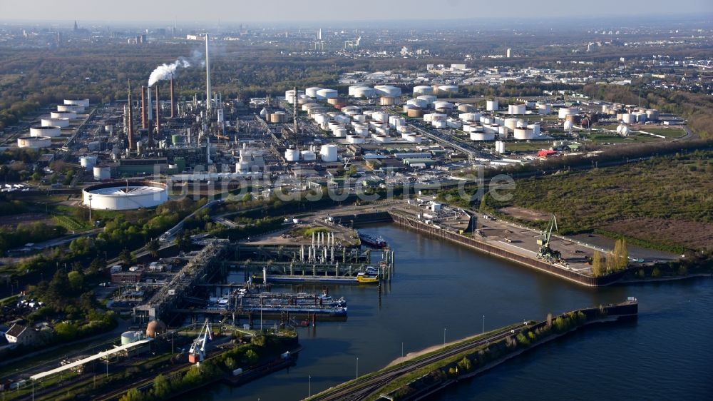 Luftaufnahme Köln - Shell Rheinland Raffinerie Nord in Godorf im Bundesland Nordrhein-Westfalen, Deutschland