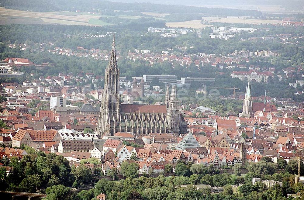 Luftaufnahme Ulm / Baden Württemburg - Sicht auf die Altstadt von Ulm