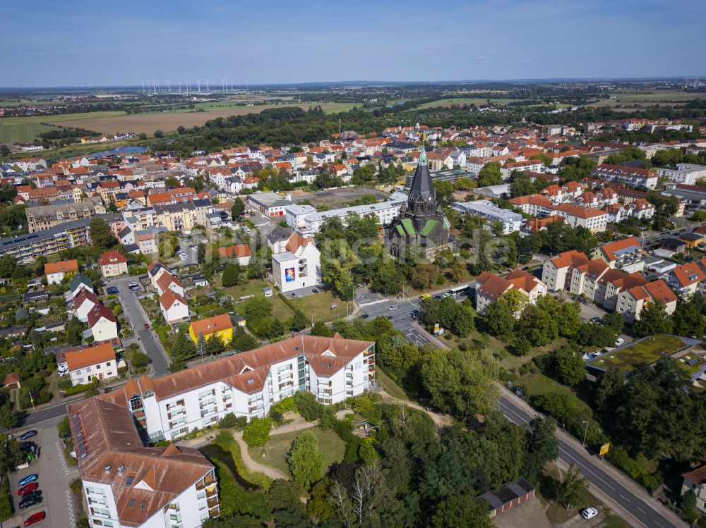 Riesa aus der Vogelperspektive: Siedlungsgebiet an der Elbe in Riesa im Bundesland Sachsen, Deutschland