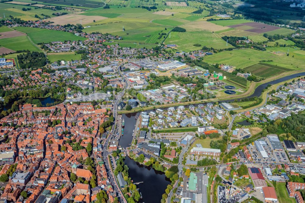 Luftaufnahme Stade - Siedlungsgebiet Hafencity in Stade im Bundesland Niedersachsen, Deutschland