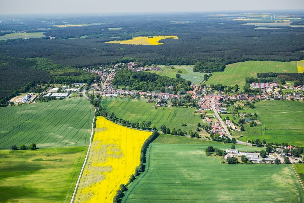 Kropstädt von oben - Siedlungsgebiet in Kropstädt im Bundesland Sachsen-Anhalt, Deutschland