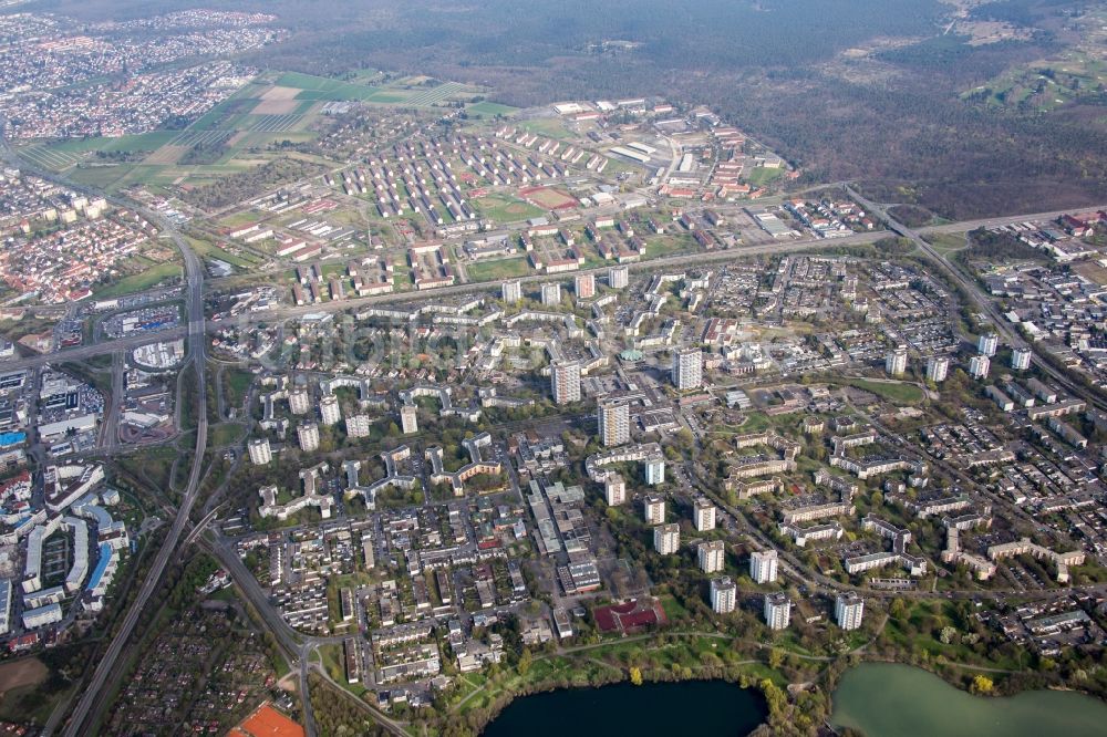 Mannheim aus der Vogelperspektive: Siedlungsgebiet im Ortsteil Vogelstang in Mannheim im Bundesland Baden-Württemberg, Deutschland