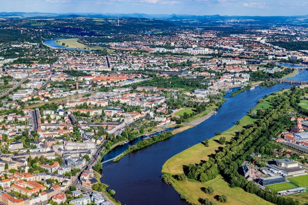 Dresden aus der Vogelperspektive: Siedlungsgebiet Plieschen-Leipziger Vorstadt in Dresden im Bundesland Sachsen, Deutschland