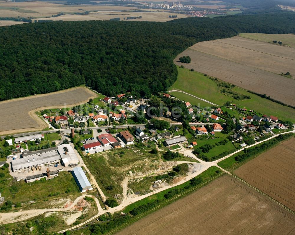 Hüpstedt aus der Vogelperspektive: Siedlungsgebiet an der Reifensteiner Straße in Hüpstedt im Bundesland Thüringen, Deutschland