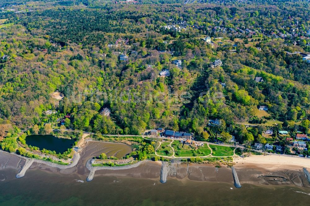 Hamburg von oben - Siedlungsgebiet am Ufer der Elbe im Ortsteil Blankenese in Hamburg, Deutschland