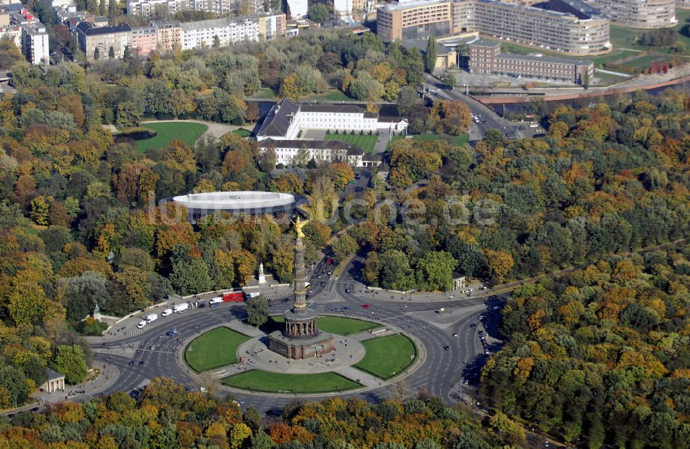 Berlin aus der Vogelperspektive: Siegessäule am Großen Stern, Bundespräsidialamt, Schloss Bellevue im Tiergarten Berlin