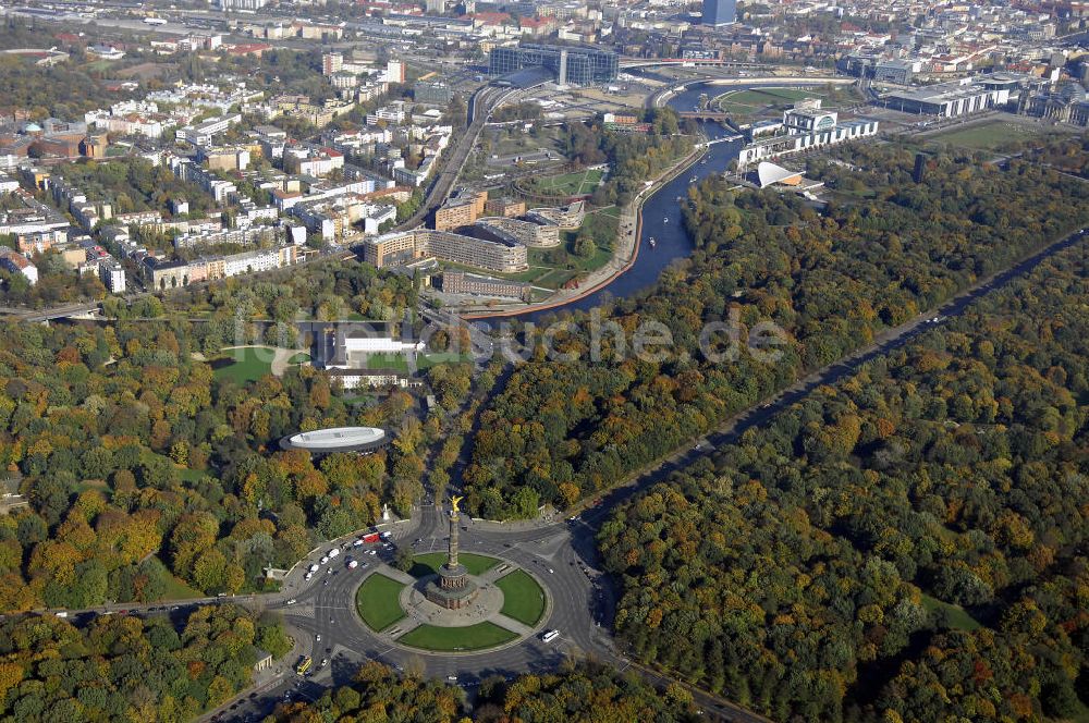 Berlin von oben - Siegessäule am Großen Stern, sowie Hauptbahnhof und Regierungsviertel Berlin