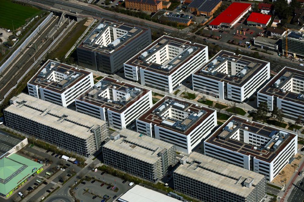 Erlangen von oben - Siemens Campus Erlangen an der Günther-Scharowsky-Straße in Erlangen im Bundesland Bayern, Deutschland