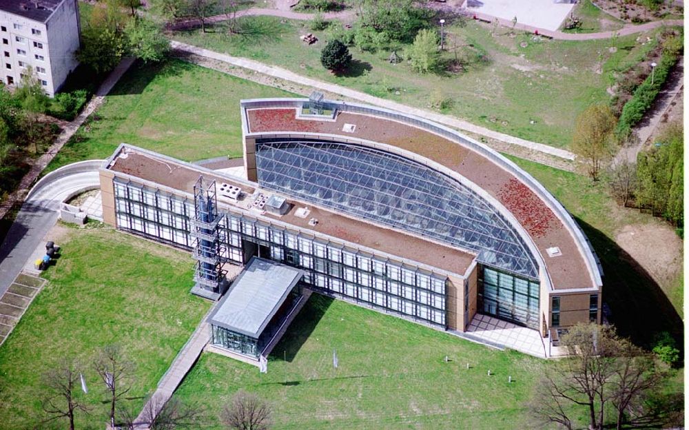 Potsdam-Drewitz aus der Vogelperspektive: Sitz der MEVAG in Potsdam-Drewitz.