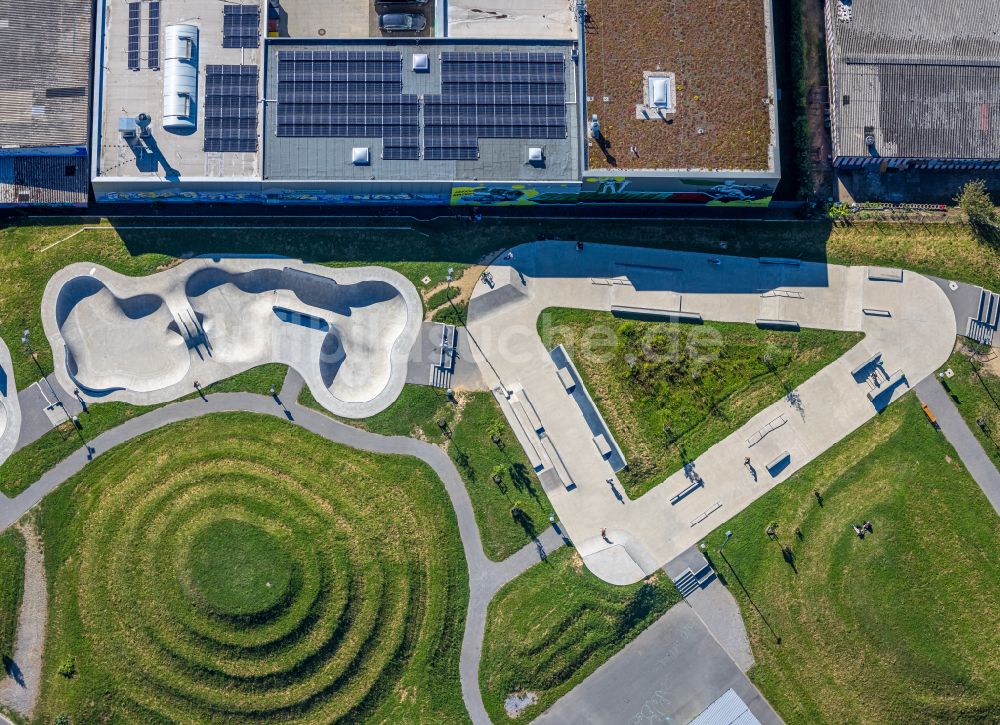 Hombruch von oben - Skatepark und Skatebahn in Hombruch im Bundesland Nordrhein-Westfalen, Deutschland