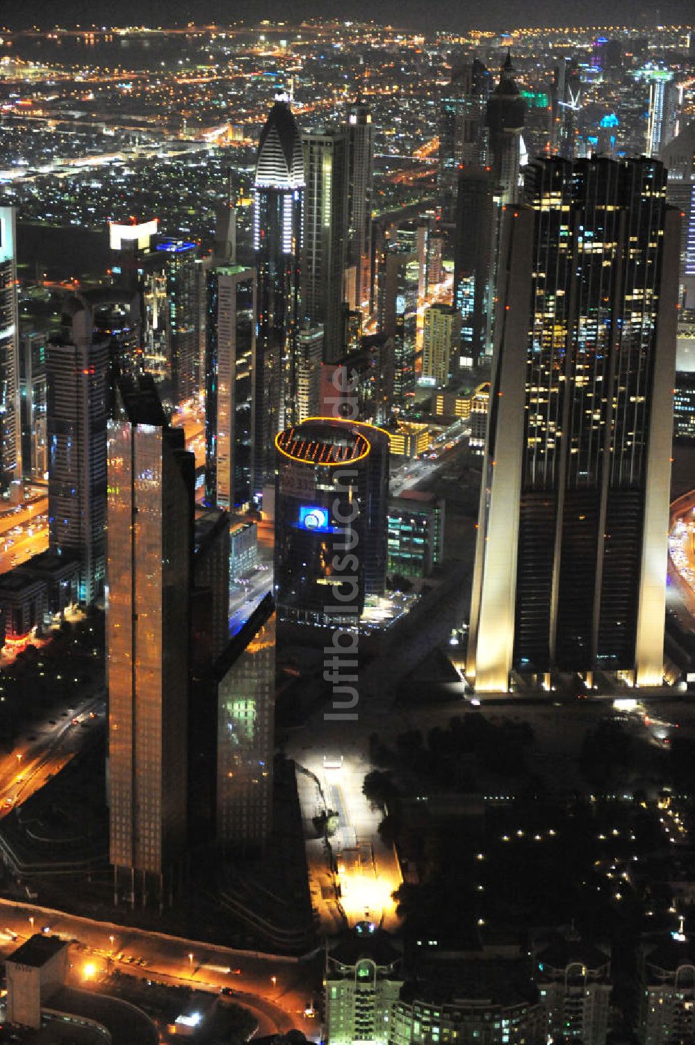 Luftbild DUBAI / DUBAYY - Skyline des Dubai an der Sheikh Zayed Road