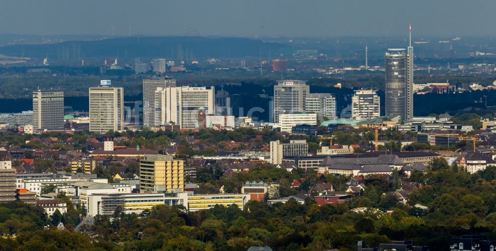 Luftaufnahme Essen - Skyline von Essen im Bundesland Nordrhein-Westfalen