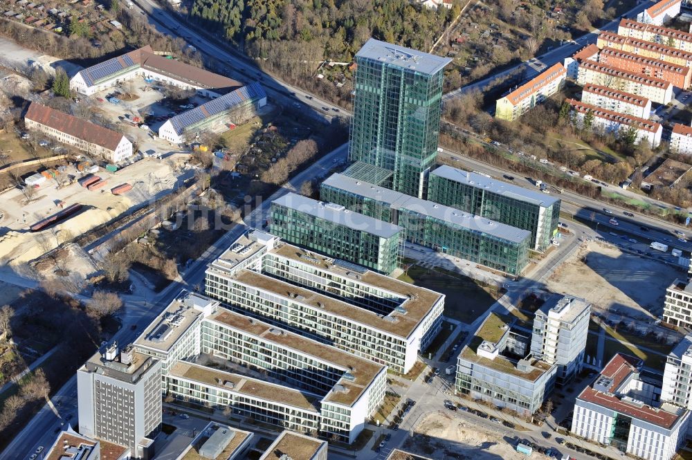 München aus der Vogelperspektive: Skyline Tower - Hochhaus der OSRAM GmbH in München im Bundesland Bayern, Deutschland