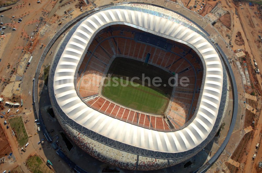 Johannesburg aus der Vogelperspektive: Soccer City Stadion / Stadium Johannesburg Südafrika / South Africa