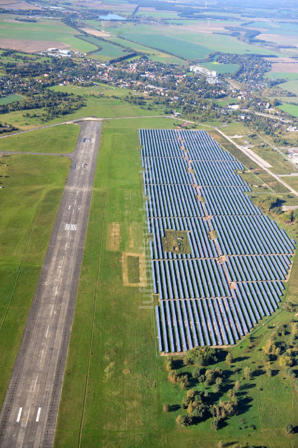 Luftaufnahme Werneuchen - Solaranlagenfeld Werneuchen