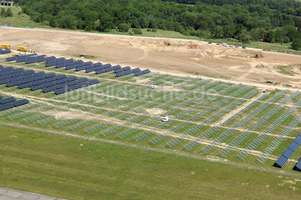 Luftbild TUTOW - Solarenergiepark am Flugplatz Tutow in Mecklenburg - Vorpommern