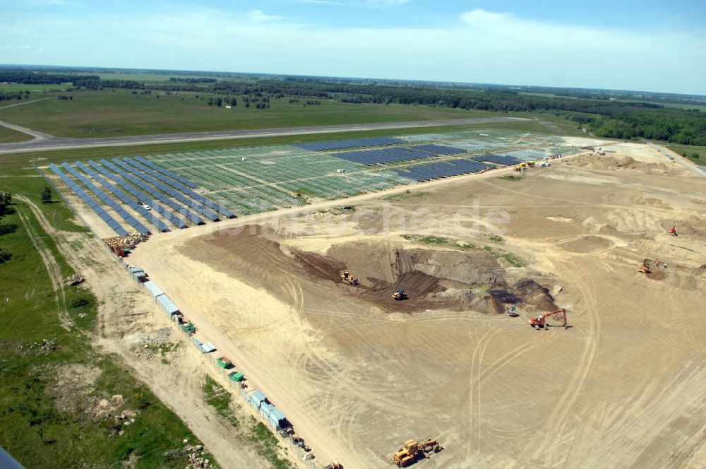 Luftbild TUTOW - Solarenergiepark am Flugplatz Tutow in Mecklenburg - Vorpommern