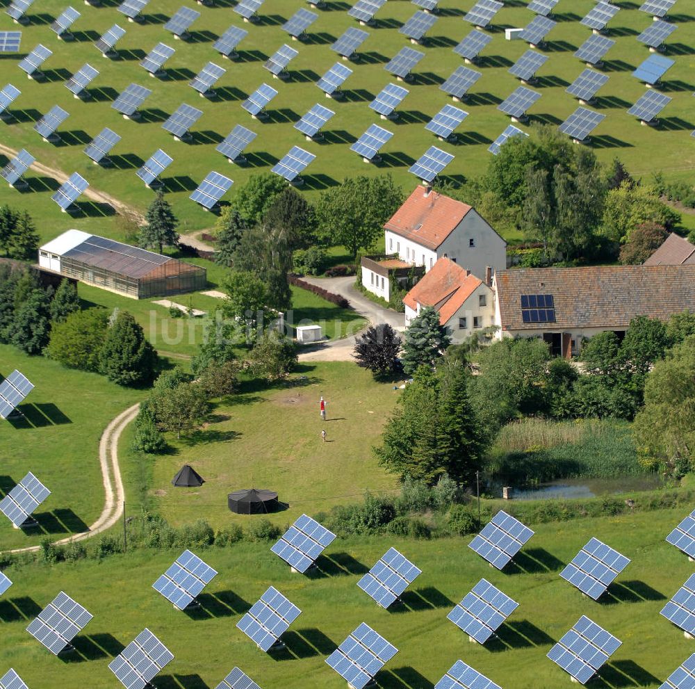 Arnstein von oben - Solarfeld Erlasee (auch Solarstrompark Gut Erlasee) bei Arnstein in Bayern