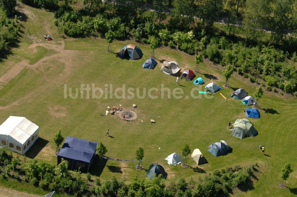 Luftaufnahme Arnstein - Solarfeld Erlasee (auch Solarstrompark Gut Erlasee) bei Arnstein in Bayern