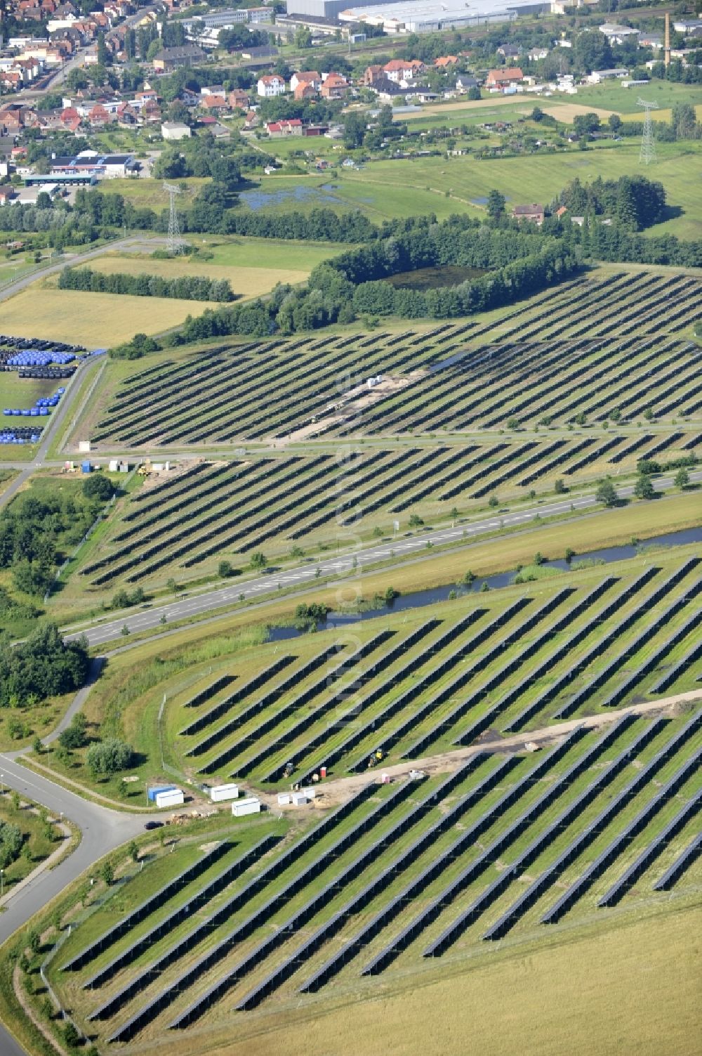 Luftbild Boizenburg - Solarfeld, Solarpark bzw. Photovoltaikanlage in Boizenburg/Elbe im Bundesland Mecklenburg-Vorpommern