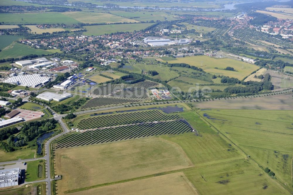 Boizenburg von oben - Solarfeld, Solarpark bzw. Photovoltaikanlage in Boizenburg/Elbe im Bundesland Mecklenburg-Vorpommern