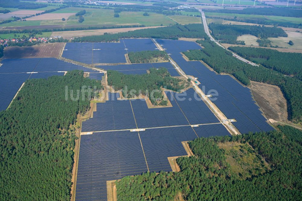 Schiebsdorf von oben - Solarkraftwerk und Photovoltaik- Anlagen in Schiebsdorf im Bundesland Brandenburg, Deutschland