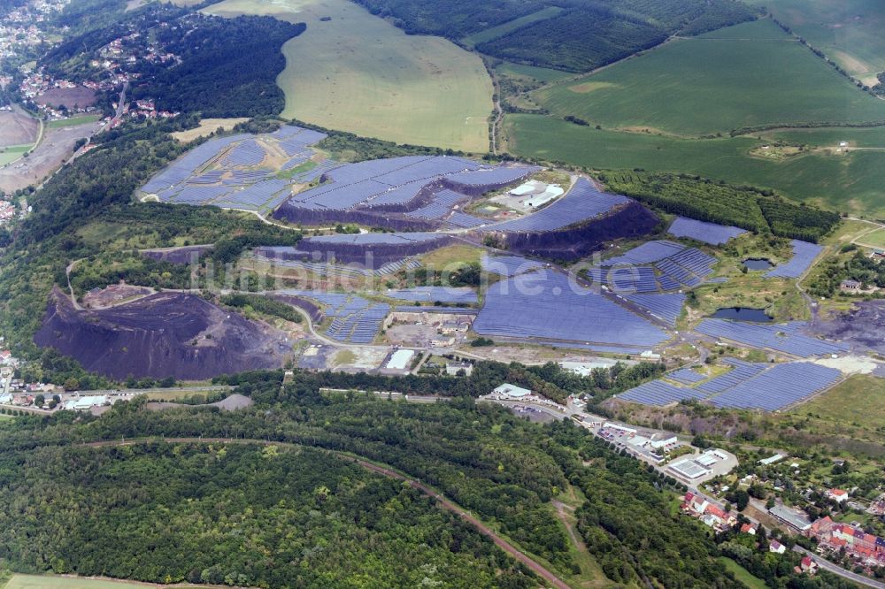 Luftbild Eisleben - Solarkraftwerk - Photovoltaikanlage auf der Krughütte bei Eisleben im Bundesland Sachsen-Anhalt