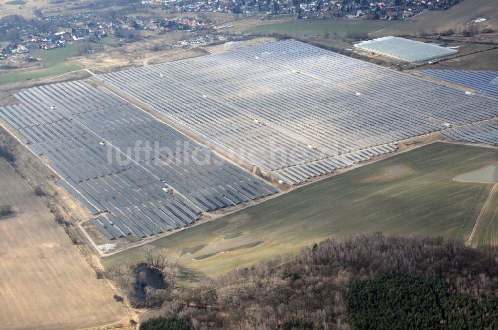 Ahrensfelde OT Eiche aus der Vogelperspektive: Solarpark Ahrensfelde OT Eiche