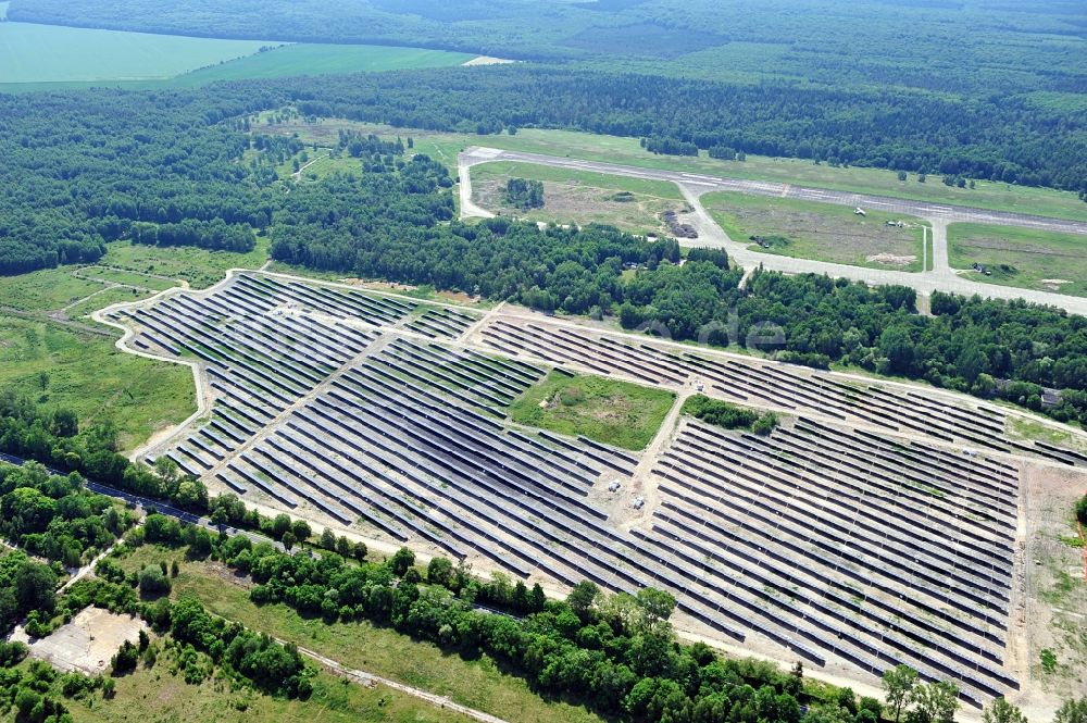 Allstedt aus der Vogelperspektive: Solarpark Allstedt in Sachsen-Anhalt