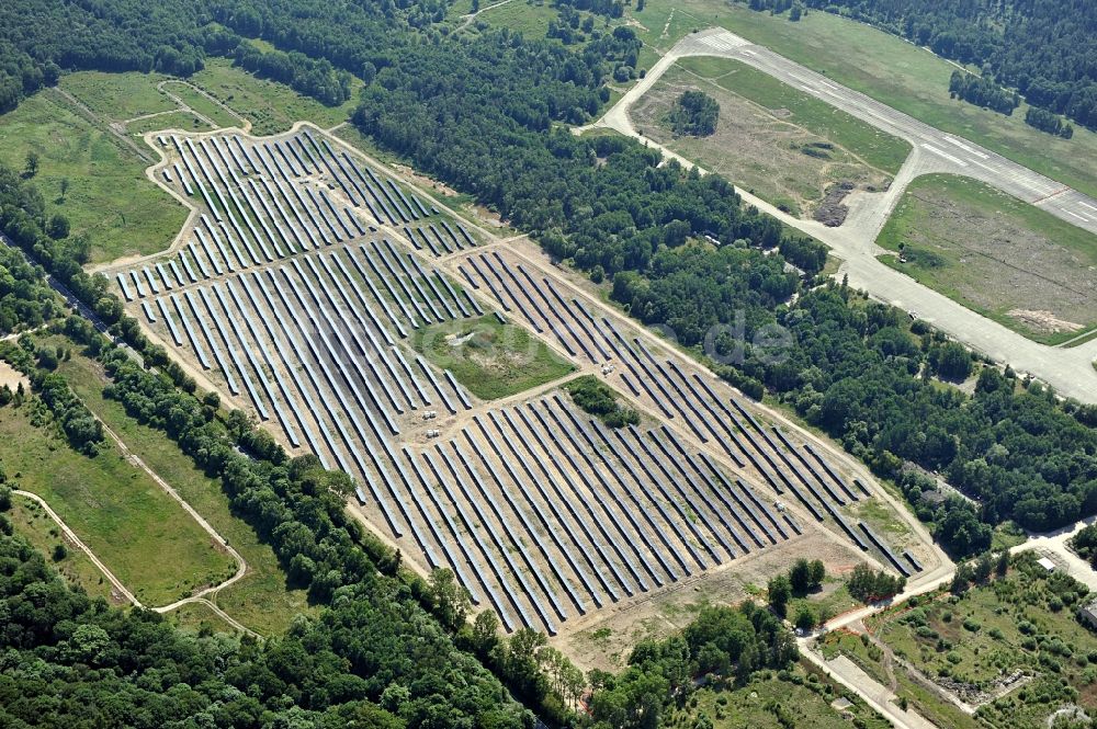 Allstedt von oben - Solarpark Allstedt in Sachsen-Anhalt