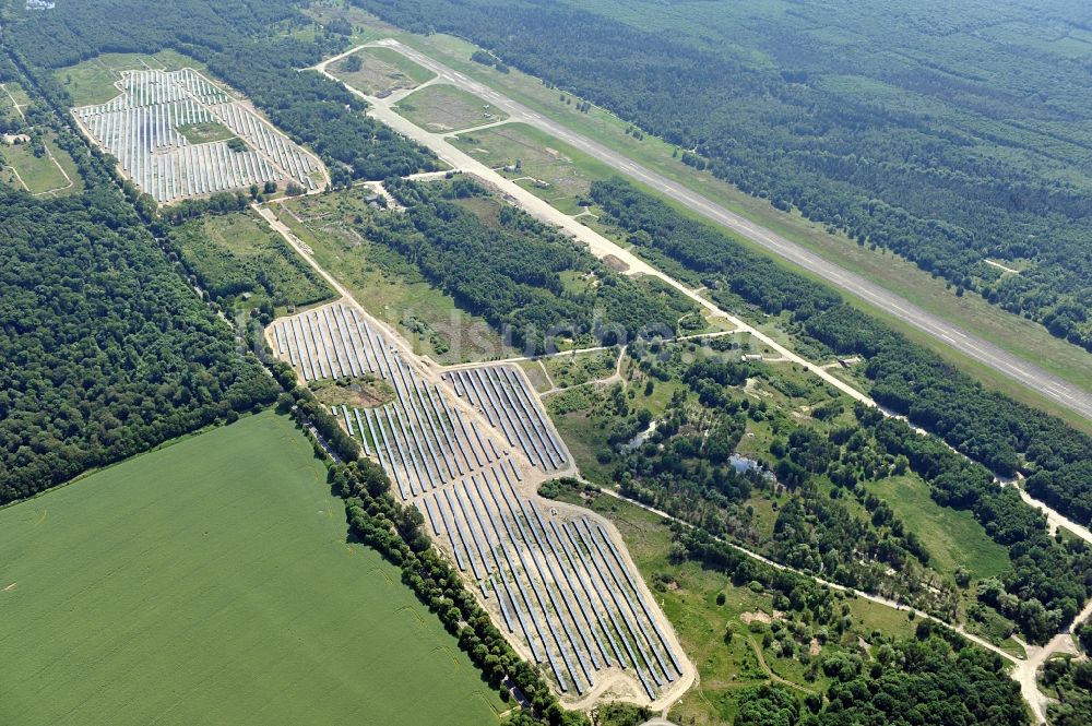 Allstedt aus der Vogelperspektive: Solarpark Allstedt in Sachsen-Anhalt