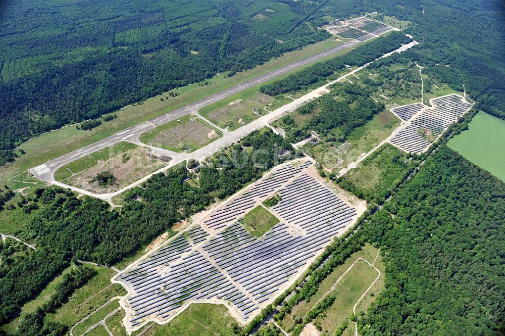 Allstedt von oben - Solarpark Allstedt in Sachsen-Anhalt