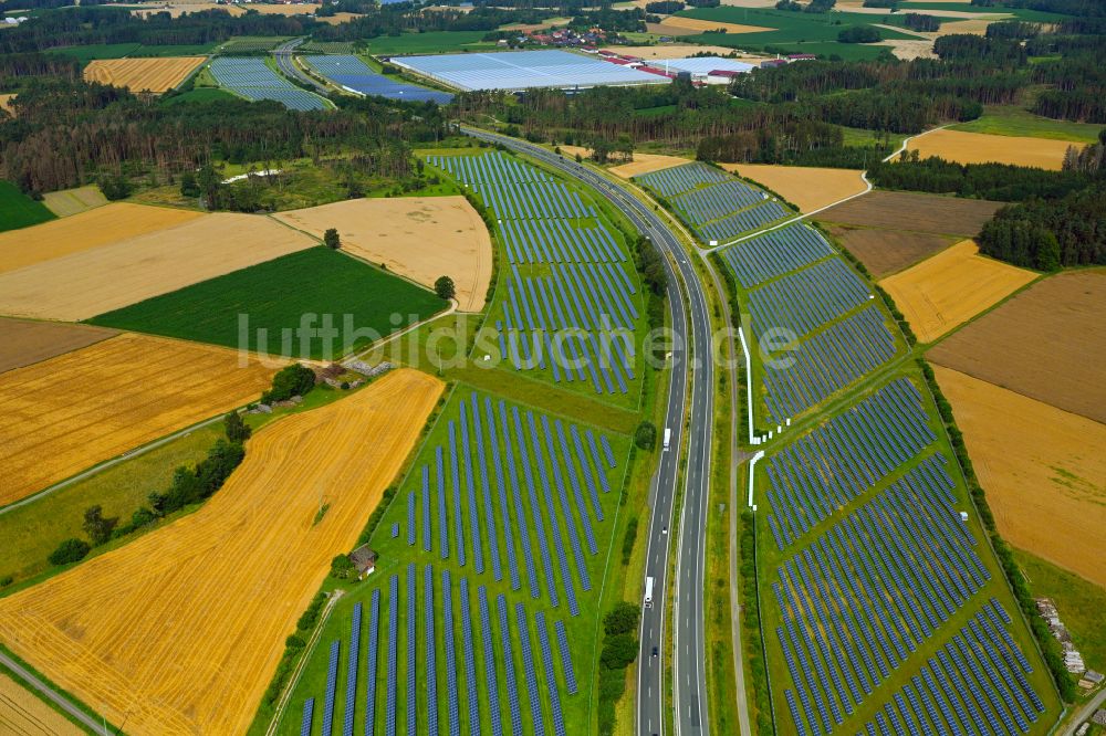 Wonsees von oben - Solarpark bzw. Solarkraftwerk Jura-Solarpark an der BAB A70 in Wonsees im Bundesland Bayern, Deutschland