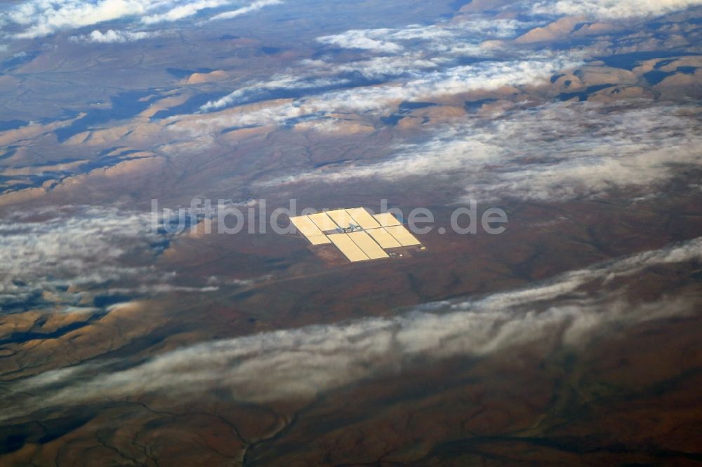 Luftbild Upington - Solarpark bzw. Solarkraftwerk Karoshoek Solar One beim Oranjerevier südlich von Leerkrans in Upington in Nordkap, Südafrika