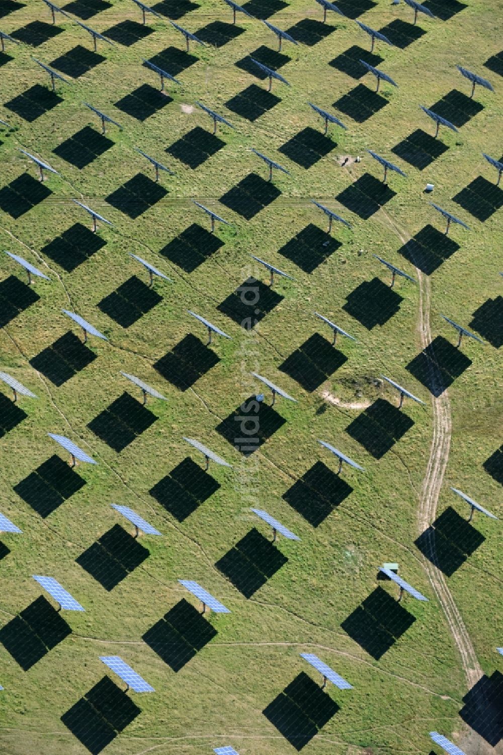 Luftbild Grimma - Solarpark bzw. Solarkraftwerk der Kirchner Solar Group GmbH in Grimma im Bundesland Sachsen