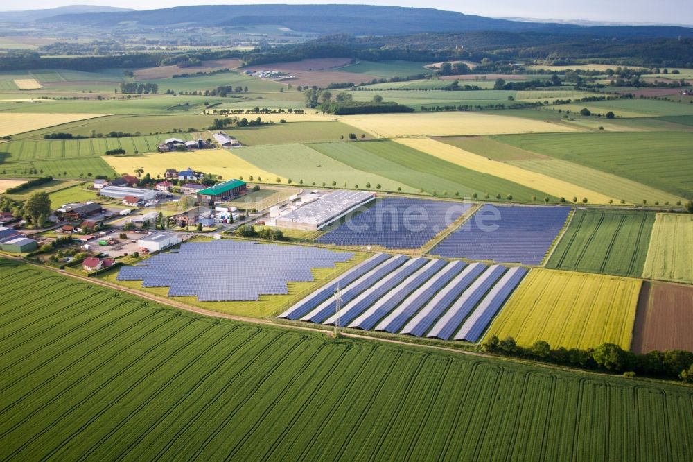 Luftbild Marienmünster - Solarpark bzw. Solarkraftwerk im Ortsteil Bredenborn in Marienmünster im Bundesland Nordrhein-Westfalen