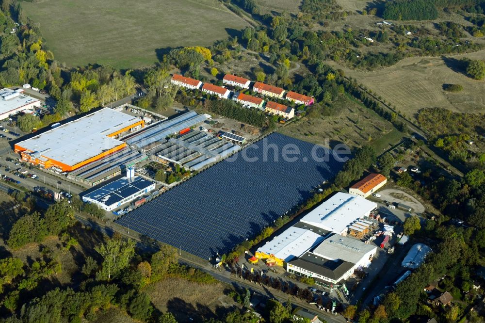 Luftaufnahme Wittenberge - Solarpark bzw. Solarkraftwerk an der Wahrenberger Straße in Wittenberge im Bundesland Brandenburg, Deutschland