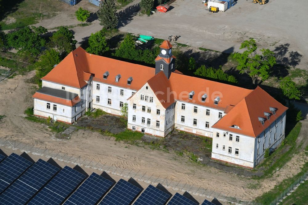 Zeithain von oben - Solarpark bzw. Solarkraftwerk in Zeithain im Bundesland Sachsen, Deutschland