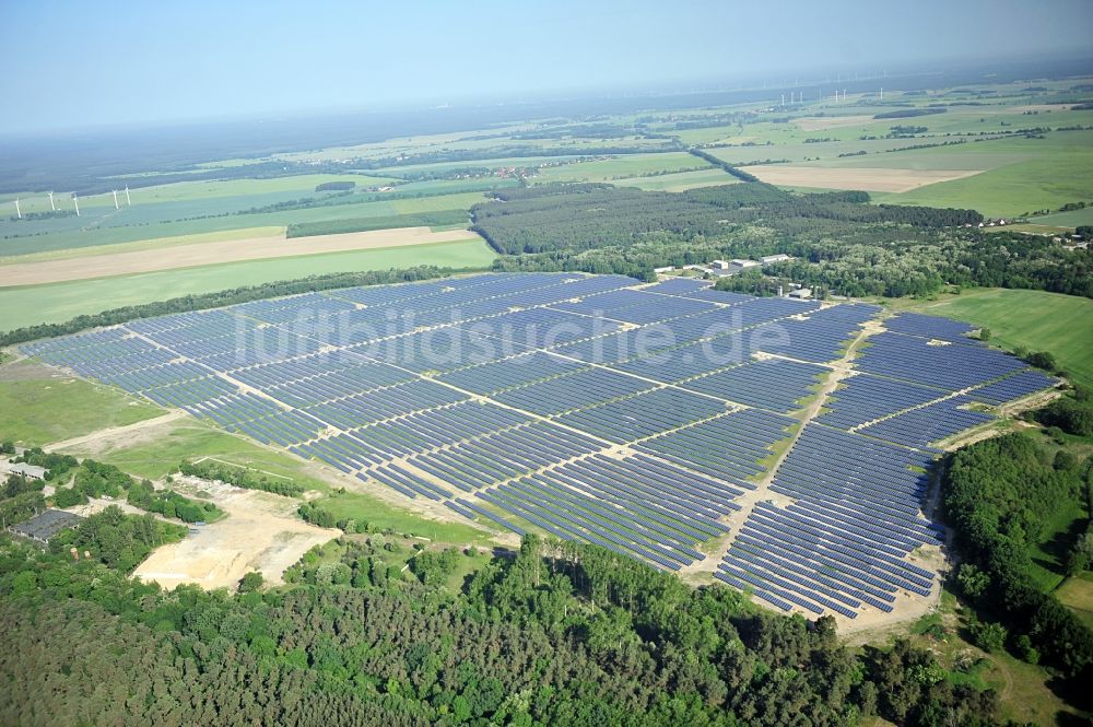 Fürstenwalde / Spree von oben - Solarpark Fürstenwalde im Bundesland Brandenburg