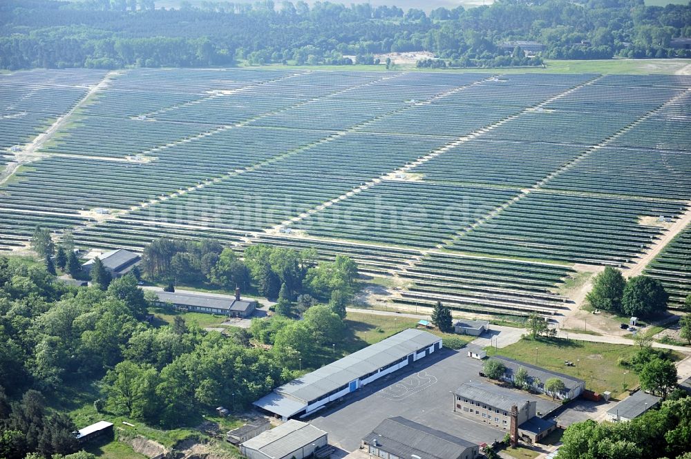 Fürstenwalde / Spree von oben - Solarpark Fürstenwalde im Bundesland Brandenburg