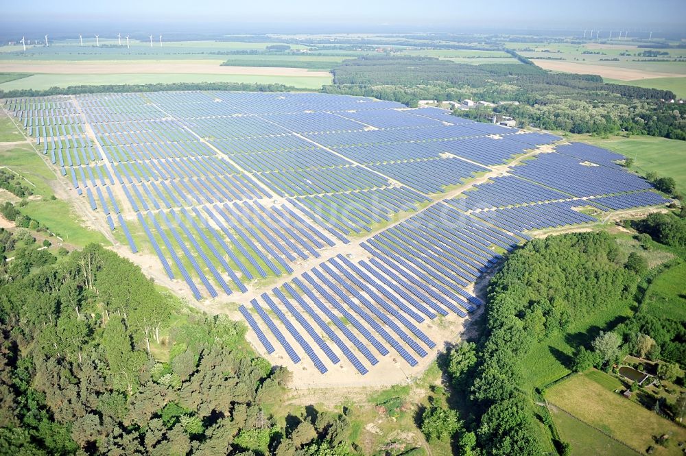 Fürstenwalde / Spree von oben - Solarpark Fürstenwalde im Bundesland Brandenburg