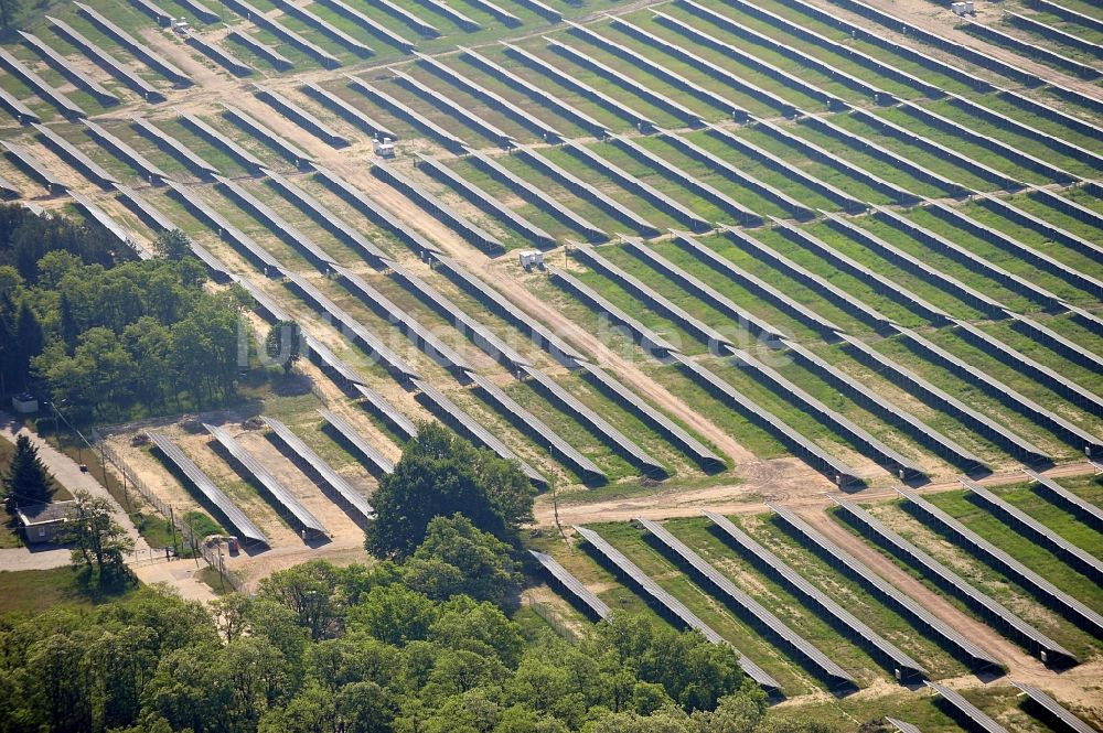 Fürstenwalde / Spree von oben - Solarpark Fürstenwalde im Bundesland Brandenburg