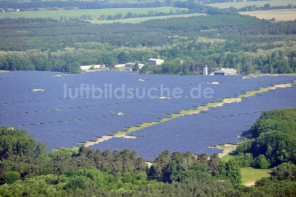 Fürstenwalde / Spree von oben - Solarpark Fürstenwalde im Bundesland Brandenburg