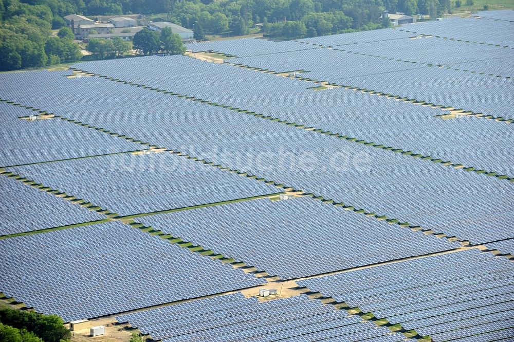 Luftaufnahme Fürstenwalde / Spree - Solarpark Fürstenwalde im Bundesland Brandenburg