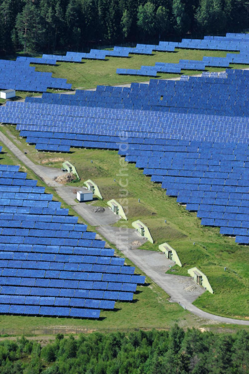 Luftaufnahme Hemau - Solarpark Hemau in der Oberpfalz im Bundesland Bayern