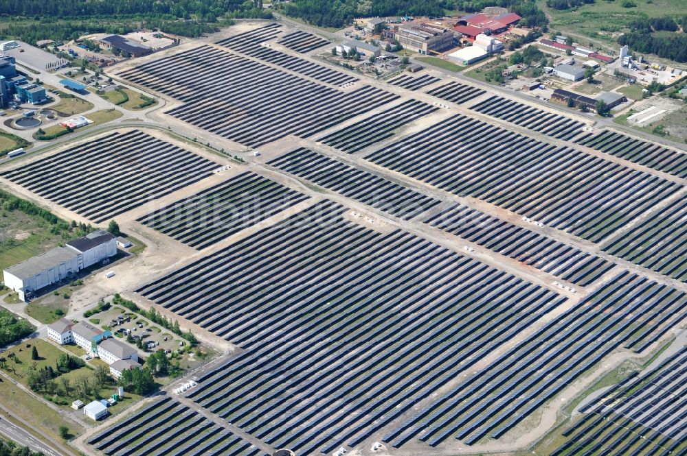 Lauta aus der Vogelperspektive: Solarpark Lauta in Sachsen