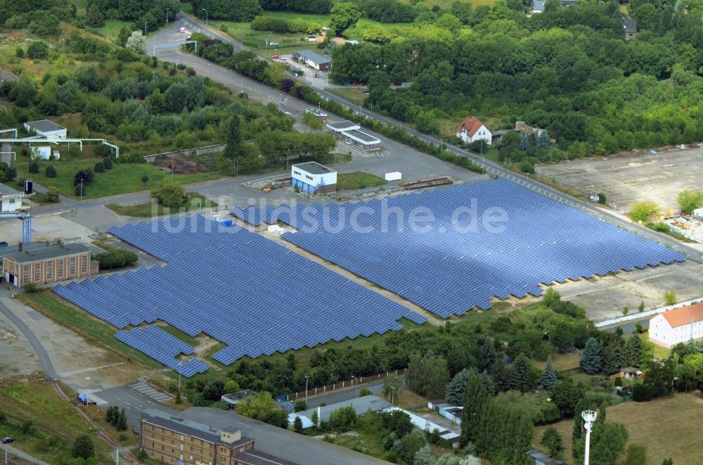 Delitzsch von oben - Solarpark - Solarkraftwerk an der Richard-Wagner-Straße in Delitzsch in Sachsen