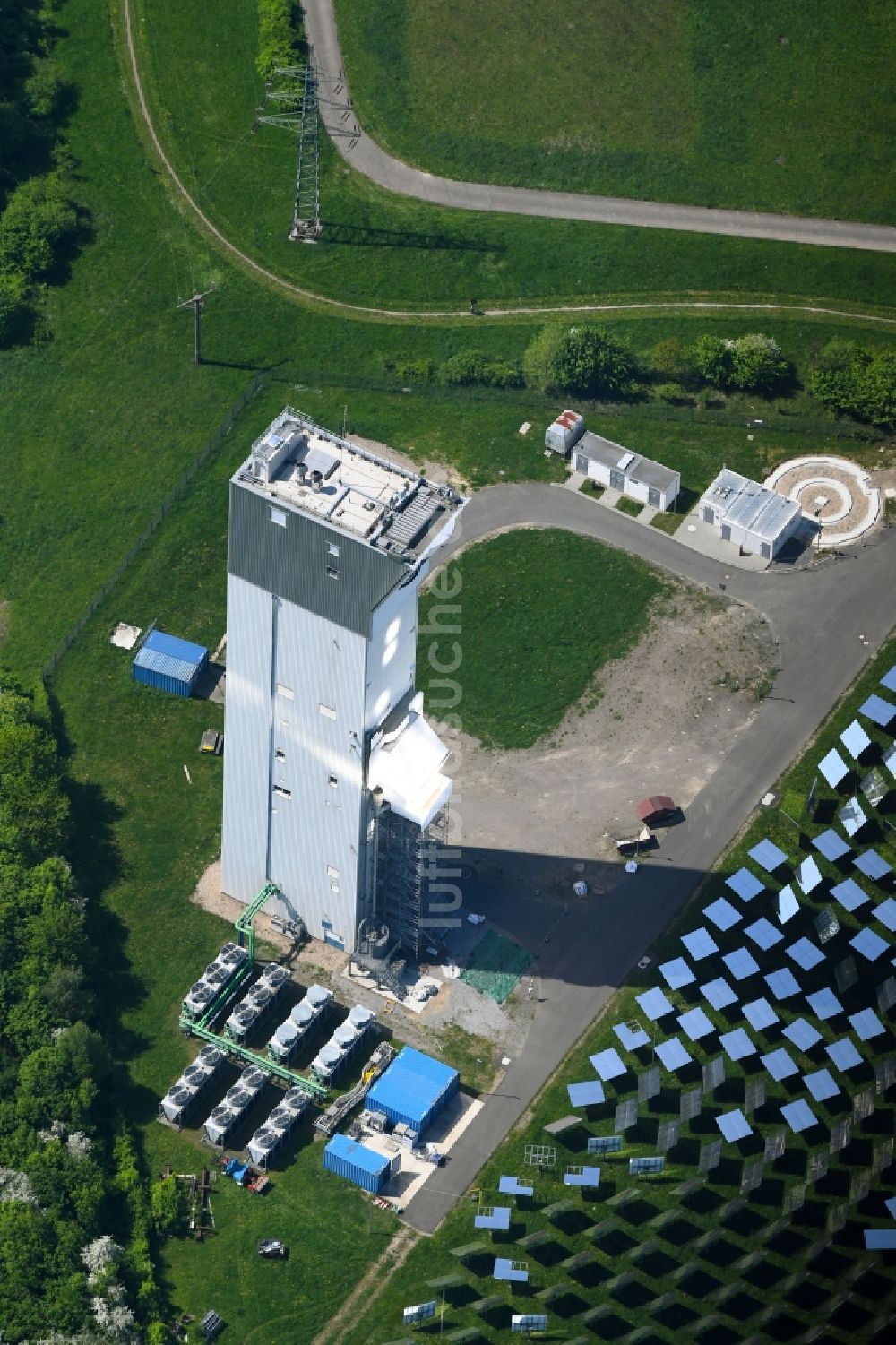 Luftbild Jülich - Solarturm in Jülich im Bundesland Nordrhein-Westfalen, Deutschland