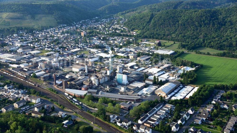 Luftaufnahme Bad Hönningen - Solvay-Werk in Bad Hönningen im Bundesland Rheinland-Pfalz, Deutschland