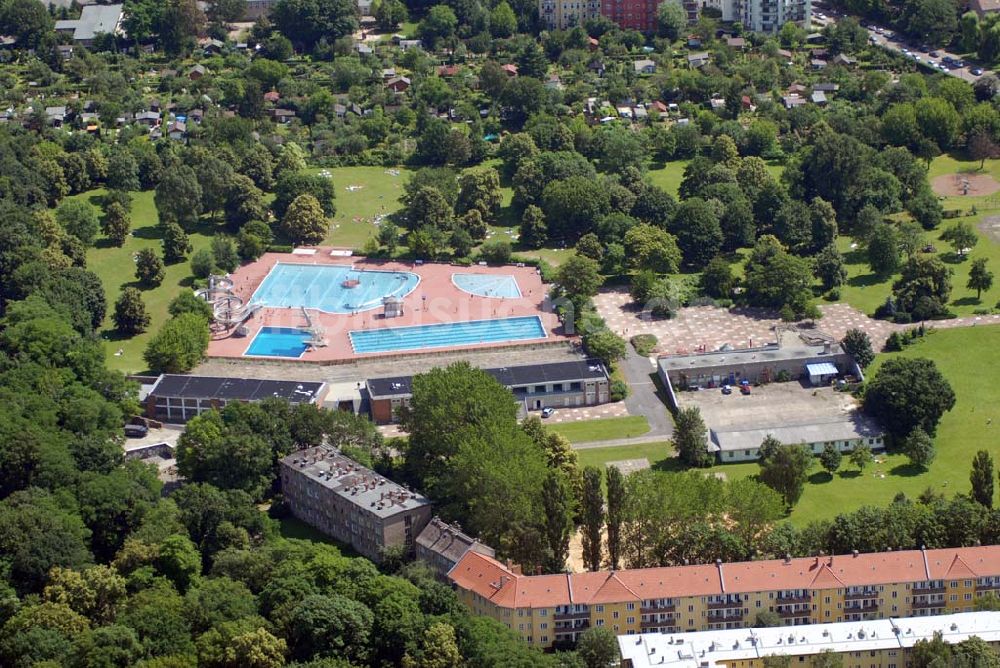 Luftbild Berlin - Sommerbad Berlin-Pankow